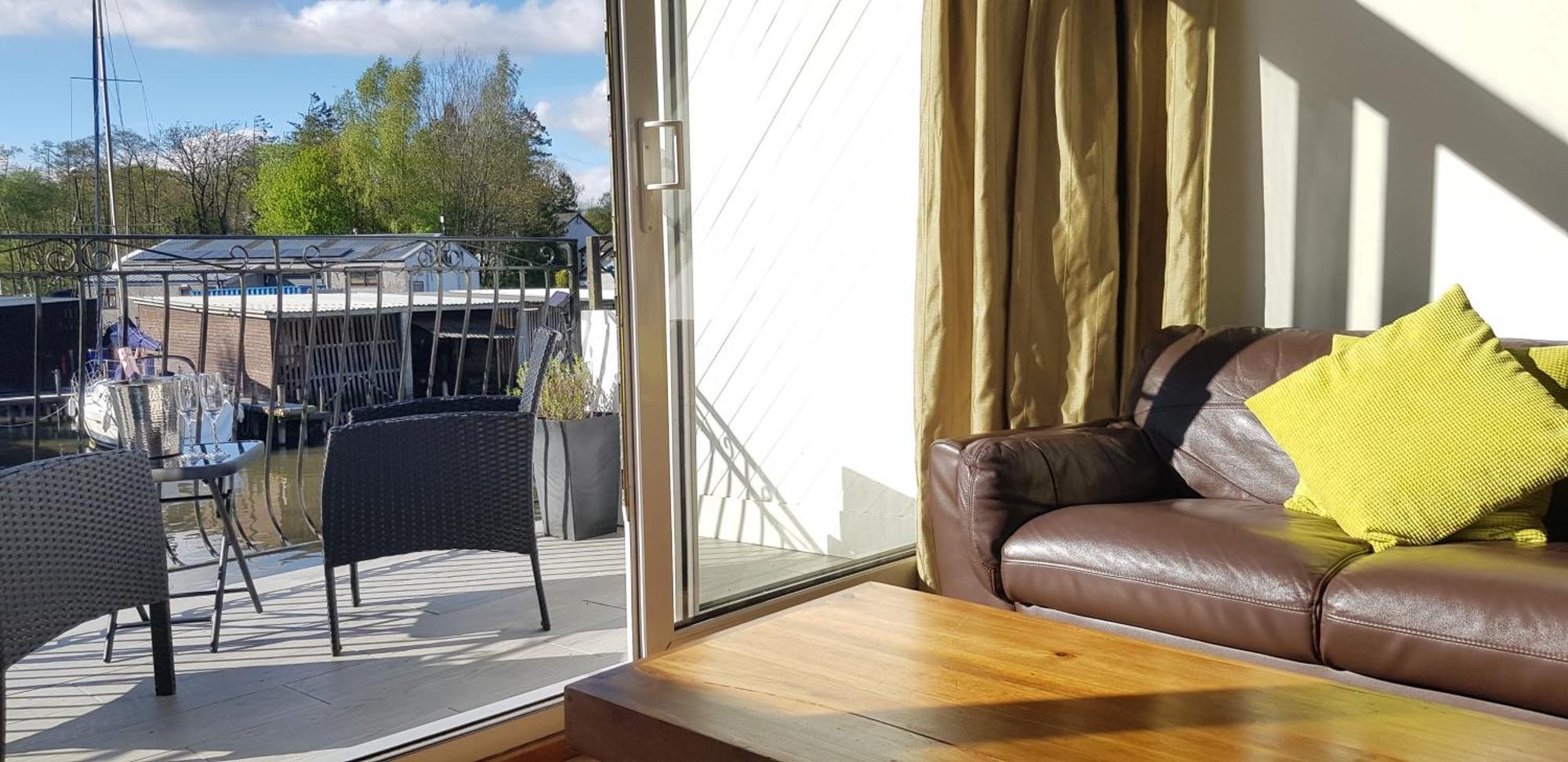 Marina Boathouse, Lake Windermere Lets Боунес он Уиндърмиър Екстериор снимка